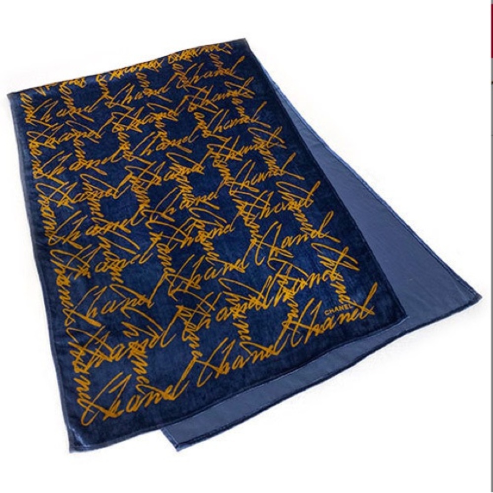 CHANEL Signature Stole